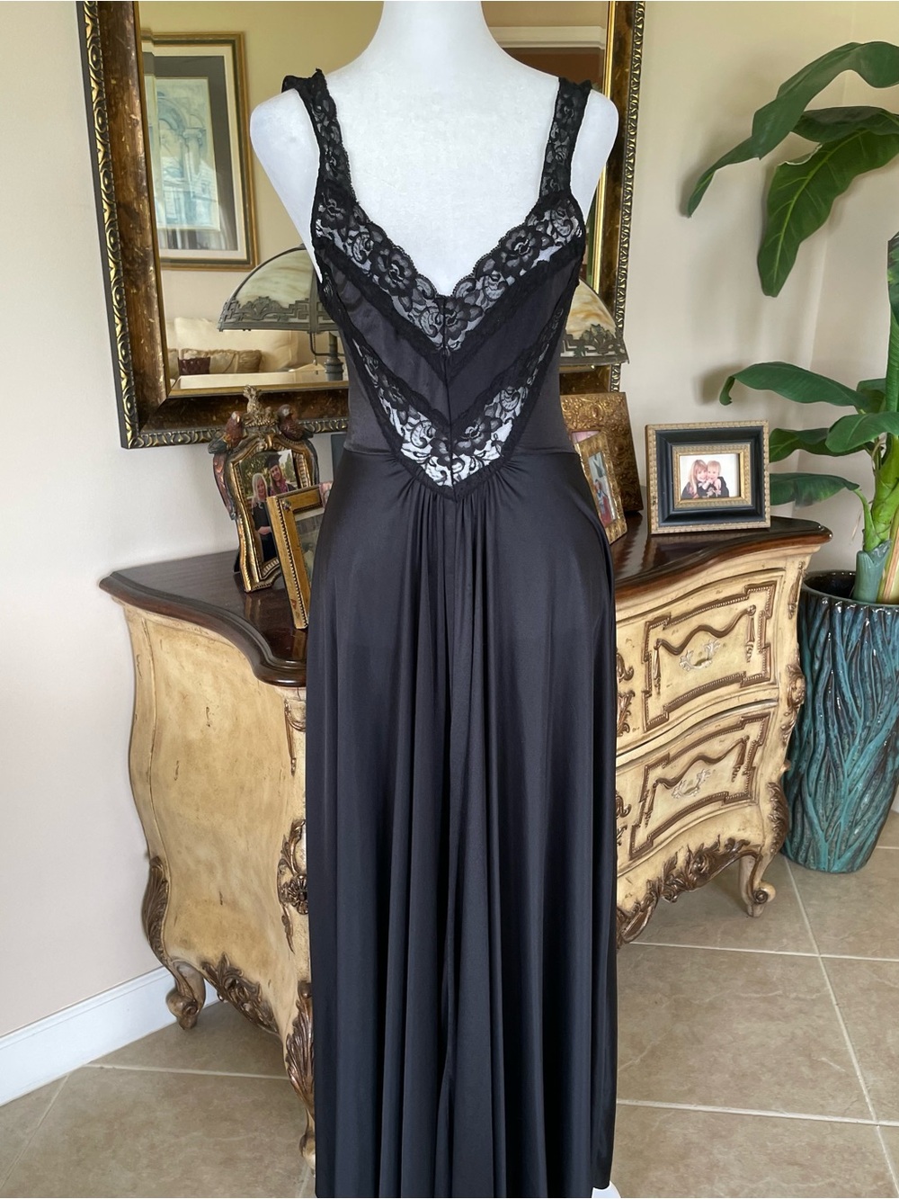 Elegant Black Lace-Trim Satin Lingerie Chemise Slip Dress with V-Neck  Sm